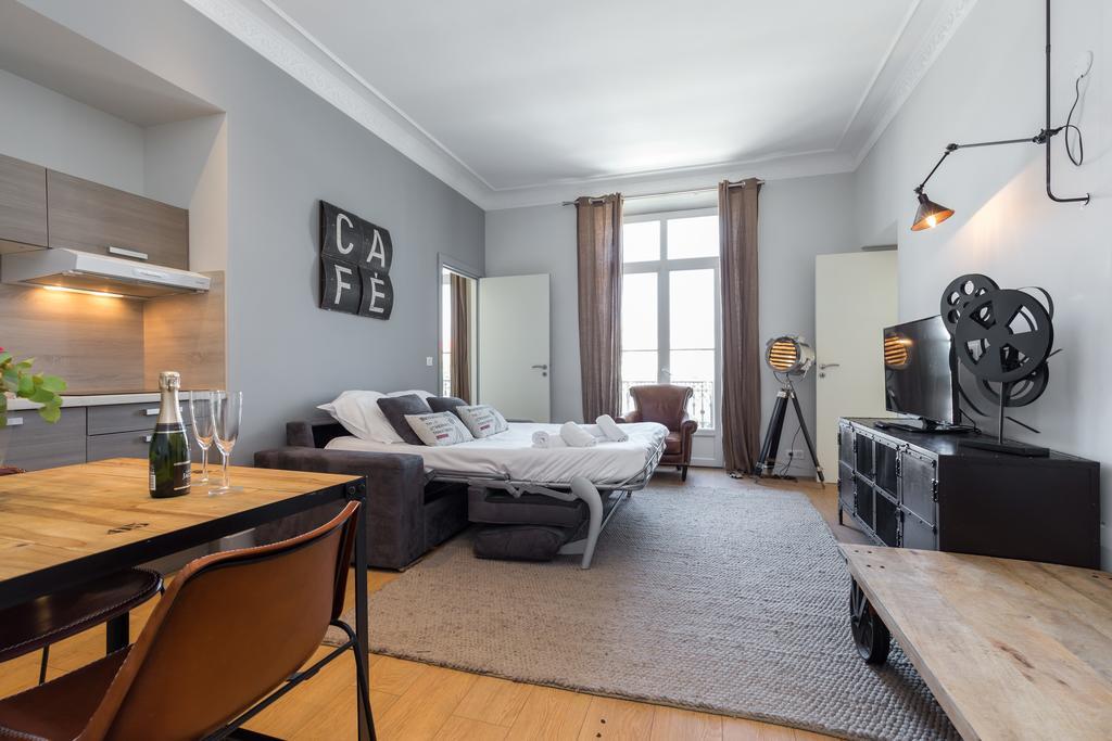 Florella Jean Jaures Apartment Cannes Exteriör bild