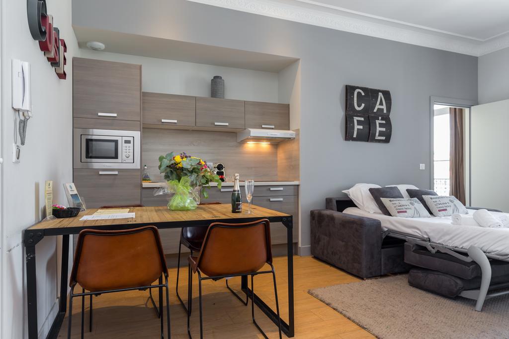 Florella Jean Jaures Apartment Cannes Exteriör bild