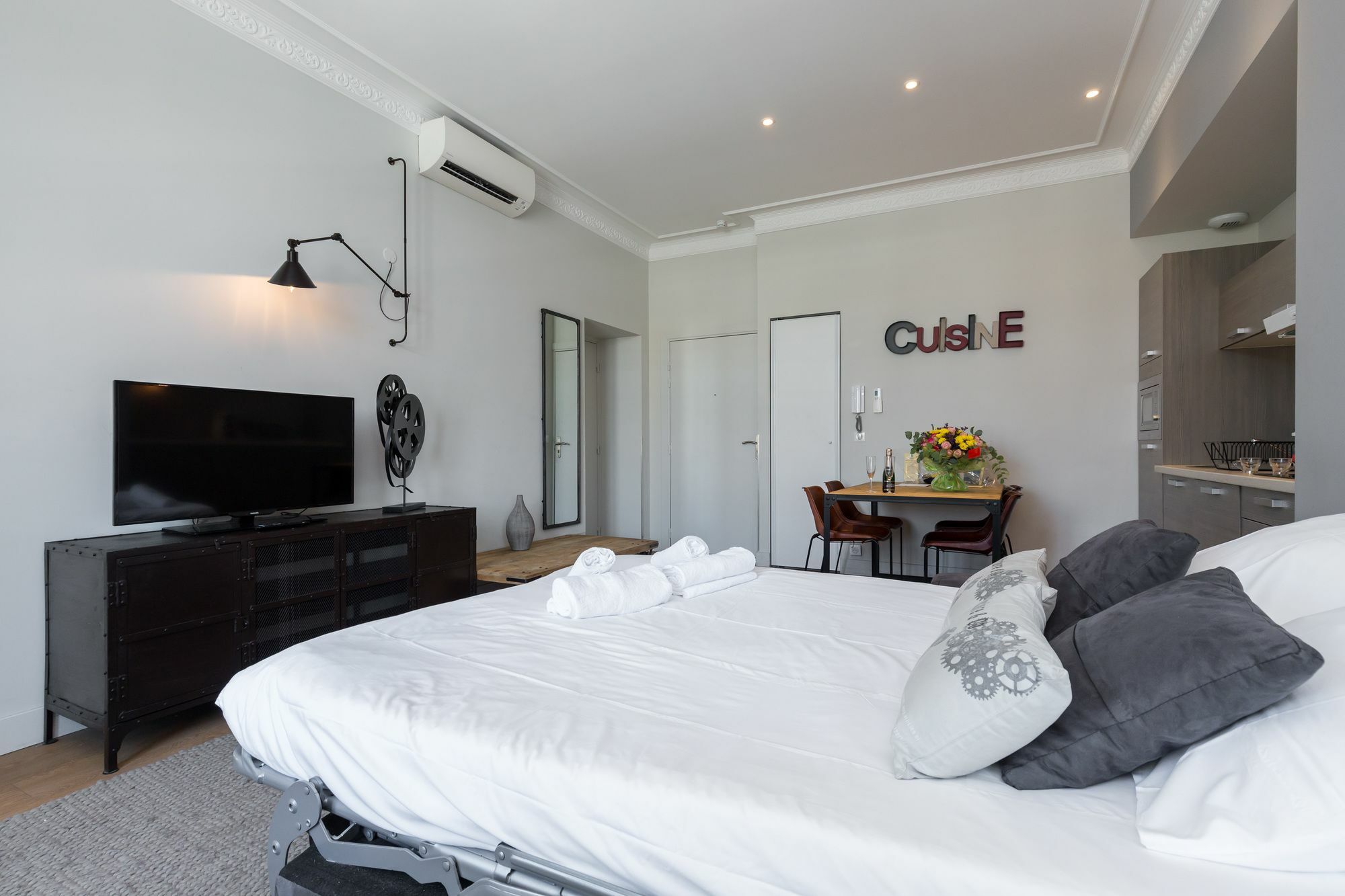 Florella Jean Jaures Apartment Cannes Exteriör bild