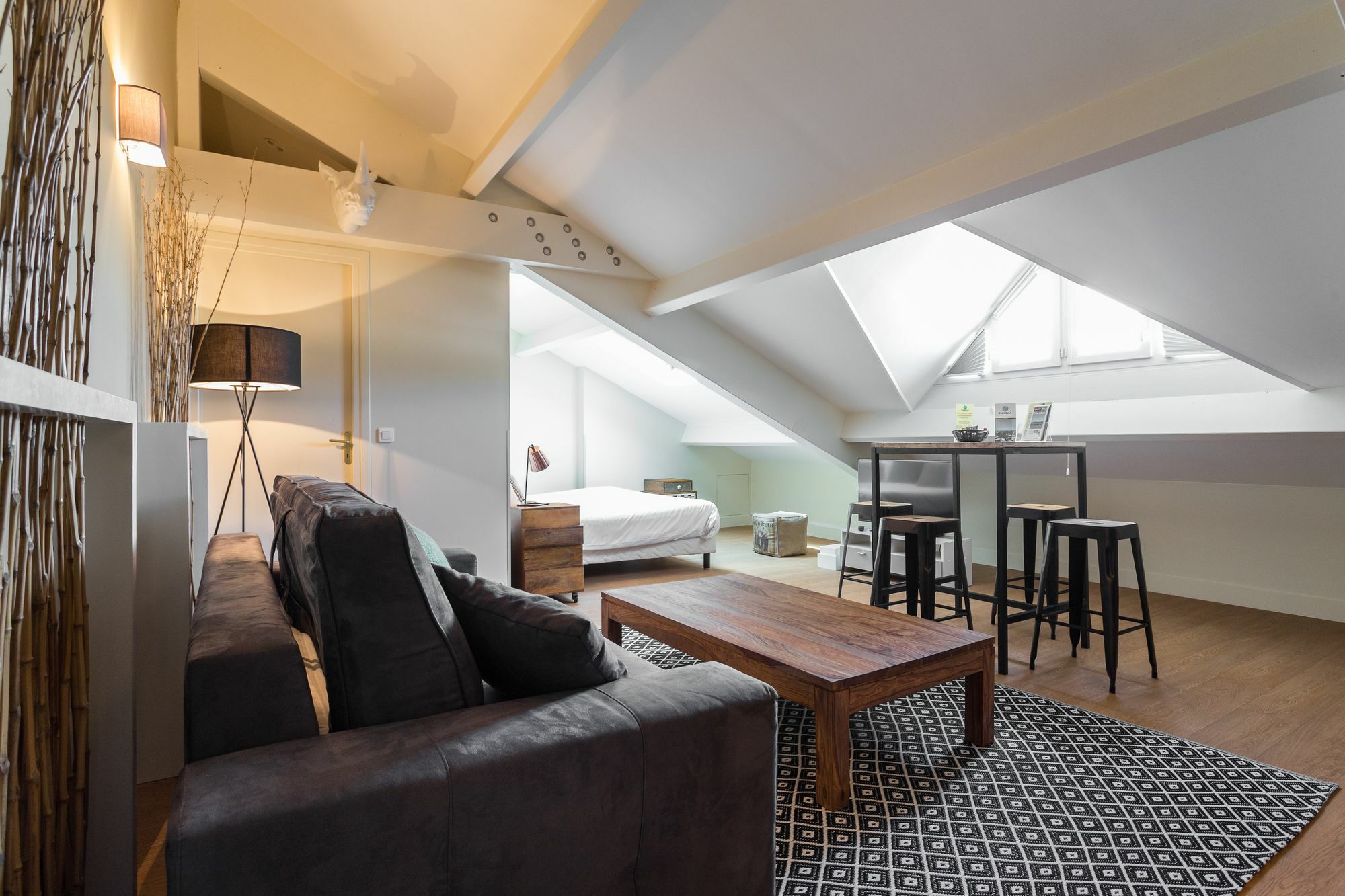 Florella Jean Jaures Apartment Cannes Exteriör bild