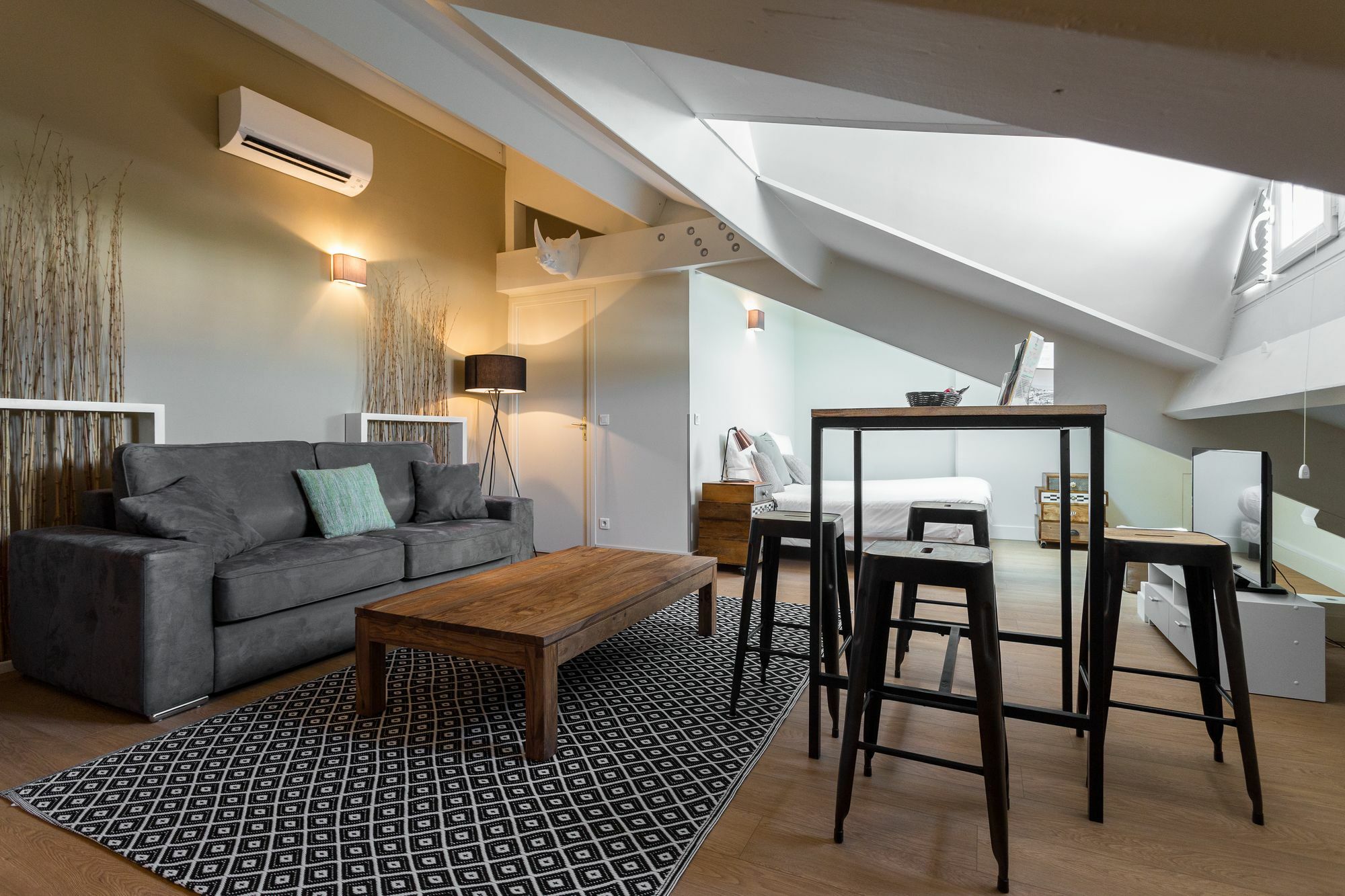 Florella Jean Jaures Apartment Cannes Exteriör bild